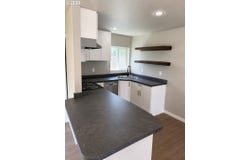 550 19th St, Springfield, OR 97477