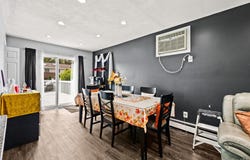 607 N Monroe Avenue, Lindenhurst, NY 11757