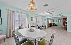 843 Pine Ave., ROCKPORT, TX 78382