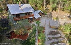 627 Y For Rd, Cocolalla, ID 83813