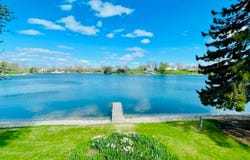 2720 N Bayview Lane, McHenry, IL 60051