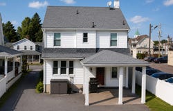 2020 Green Ridge Street, Dunmore, PA 18512