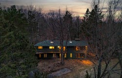 2207 Heather Ave, Duluth, MN 55803