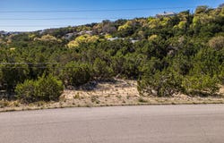 2711 Crosswind Dr, Spicewood, TX 78669