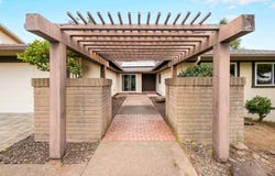 27929 Edgecliff Way, Hayward, CA 94542