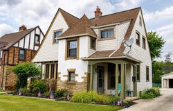 9014 Snow Road, Parma, OH 44130