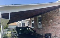 61 Catherine St, Chicopee, MA 01013
