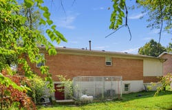 112 Valley Brook, Frankfort, KY 40601