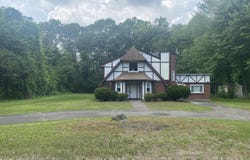 39 Loren Circle, Windsor, CT 06095