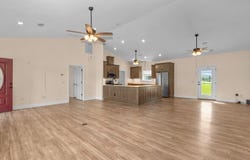 393 NW WILLIE DEAS RD, Madison, FL 32340