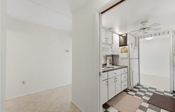 5600 Munhall Rd, Squirrel Hill, PA 15217