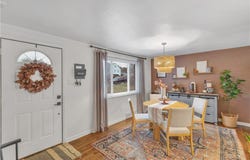 207 Clifford Ave, O'Hara, PA 15238