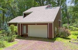 3217 Beech Ridge Drive, Pocono Summit, PA 18346