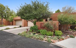 2716 Herradura Road, Santa Fe, NM 87505