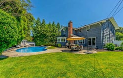 96 Eagle Lane, Hauppauge, NY 11788