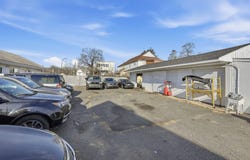 1300 Worcester St, Springfield, MA 01151