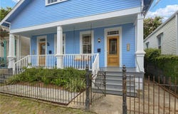 3020 LAUREL Street, New Orleans, LA 70115