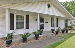 2504 S Mccann Avenue, Springfield, MO 65804