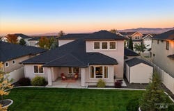641 E Crest Ridge Dr, Meridian, ID 83642