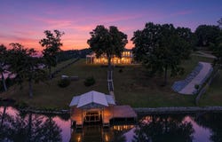 2040 MOHAWK CLIFF ROAD, OHATCHEE, AL 36271