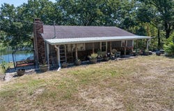26193 Wiedenmann Place, Edwards, MO 65326