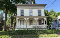 9 Washington St, Potsdam, NY 13676