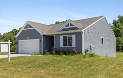7386 Bramling Drive SE, Caledonia, MI 49316
