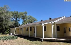 5517 E 17th Ave, Hutchinson, KS 67501
