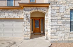 106 Sutton Pl., Uvalde, TX 78801
