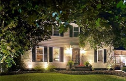 7350 Westgate Lane, Liverpool, NY 13090