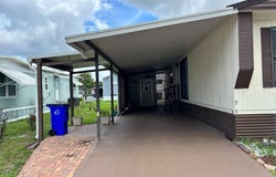909 Walnut Ave, St Cloud, FL 34769