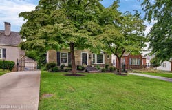 3104 Eagle Pass, Louisville, KY 40213