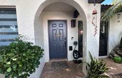6633 NW 178th Ter, Hialeah, FL 33015