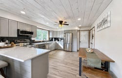 121 S MAPLE Street, Elysburg, PA 17824