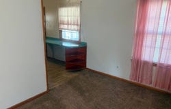220 N Cedar, Newkirk, OK 74647