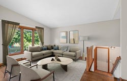 1945 Beaver Dam Court, Eagan, MN 55122