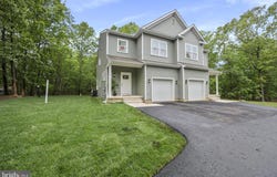 144 BROADWAY, HAMMONTON, NJ 08037