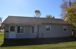 2233 Maxine Avenue NE, Canton, OH 44705