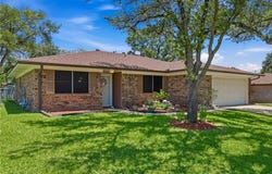3807 Kelli Lane, Bryan, TX 77802