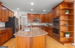 492 HARBOR SIDE Street, WOODBRIDGE, VA 22191