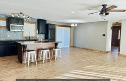 1411 10th Ave, Central City, NE 68826