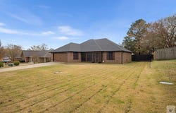 202 Spring Valley Road, Queen City, TX 75572