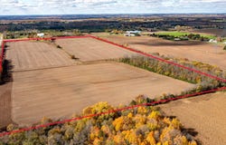 9134 STATE ROAD 76, NEENAH, WI 54956