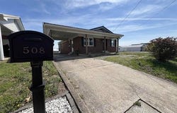 508 E Walnut Street, Dawson Springs, KY 42408
