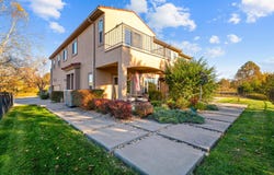 140 S Tuscany Drive, Hollister, MO 65672