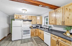 608 Jenny Wren Pass, Pardeeville, WI 53954