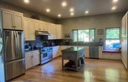 Laytonville, CA 95454