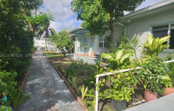 1239 Marseille Dr, Miami Beach, FL 33141