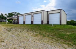 20020 Richfield Rd, Richland, MO 65556