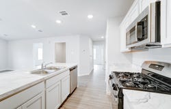 806 Somerset Way, Hillsboro, TX 76645